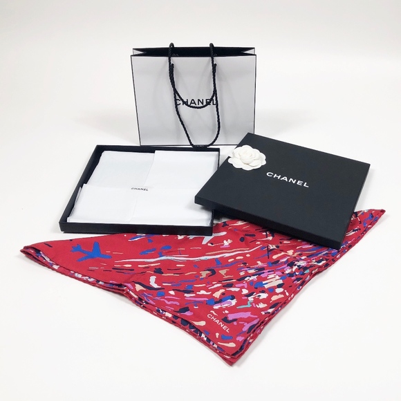 NWOT Chanel 100% Authentic Square Scarf - Picture 2 of 7